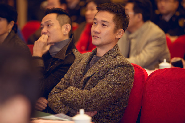 会,导演高进军携主演黄志忠[微博],左小青[微博],果静林[微博]等演员