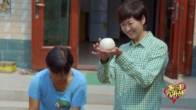 敬一丹夸馒头伴侣