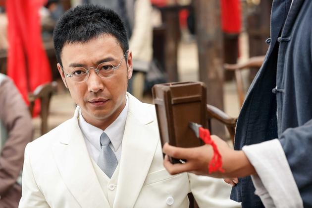 《战金岭》马丽被剧本虐哭!