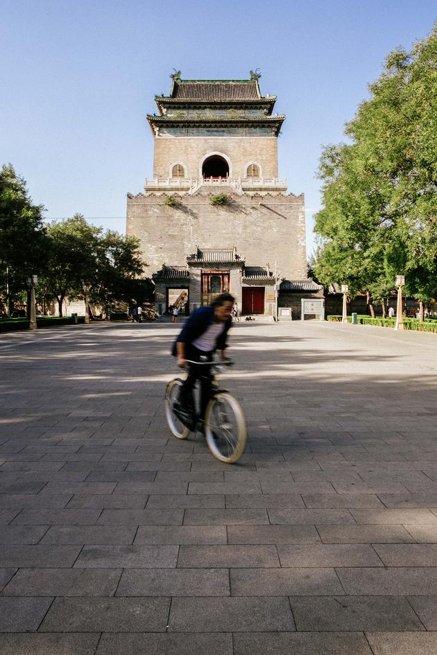 王梵瑞《鼓楼先生》正式版推出