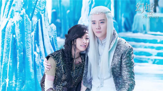 宋茜与冯绍峰相依偎