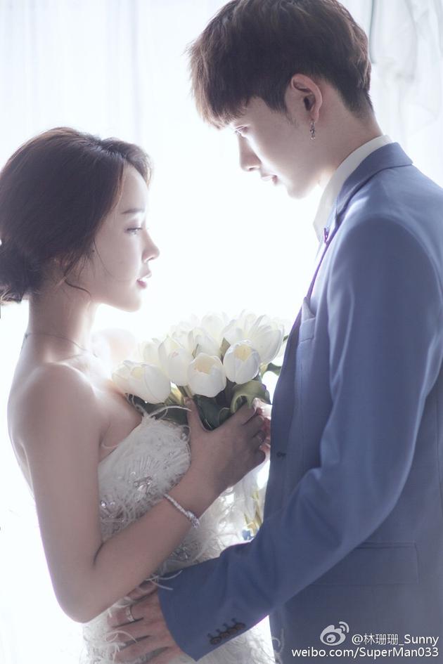 林珊珊与大白婚纱照