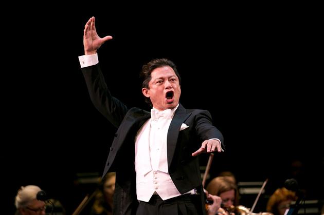 魏松 戴玉强 莫华伦在温哥华伊丽莎白女皇剧院演唱