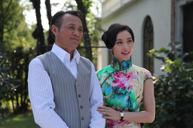 钱之风（丁志城饰）、韩彩衣（原雨饰）