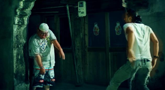 《食人岛》曝预告 丧尸食人藤尽显美恐范