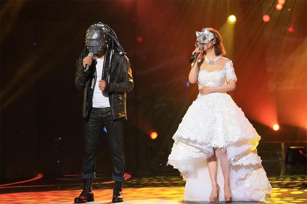 铁血战士+金海心