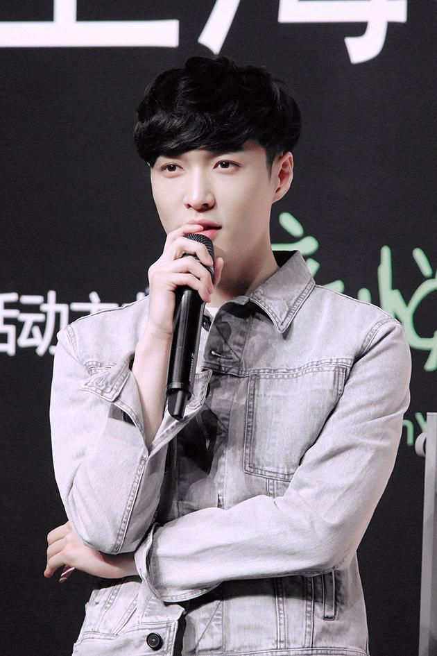 张艺兴新专辑签售会