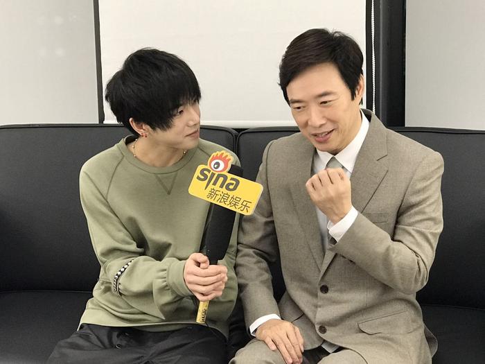 华晨宇费玉清费叔叔很水嫩看起来好吃