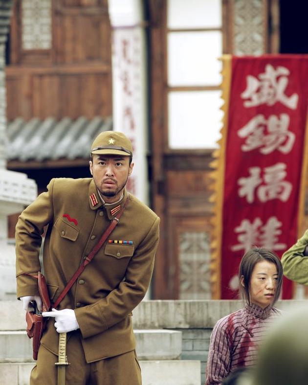 蜗牛收官江森军官形象为纯爷们正名