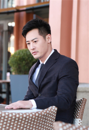 《放弃我抓紧我》亓航神秘腹黑范儿十足