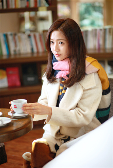 《闪电》曝陈娅安剧照 鬼马精灵青春十足