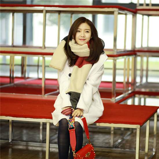 《闪电》曝陈娅安剧照 鬼马精灵青春十足