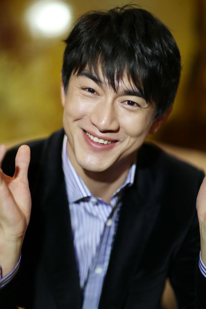 林更新:没镜头对着 我不就是普通老百姓嘛