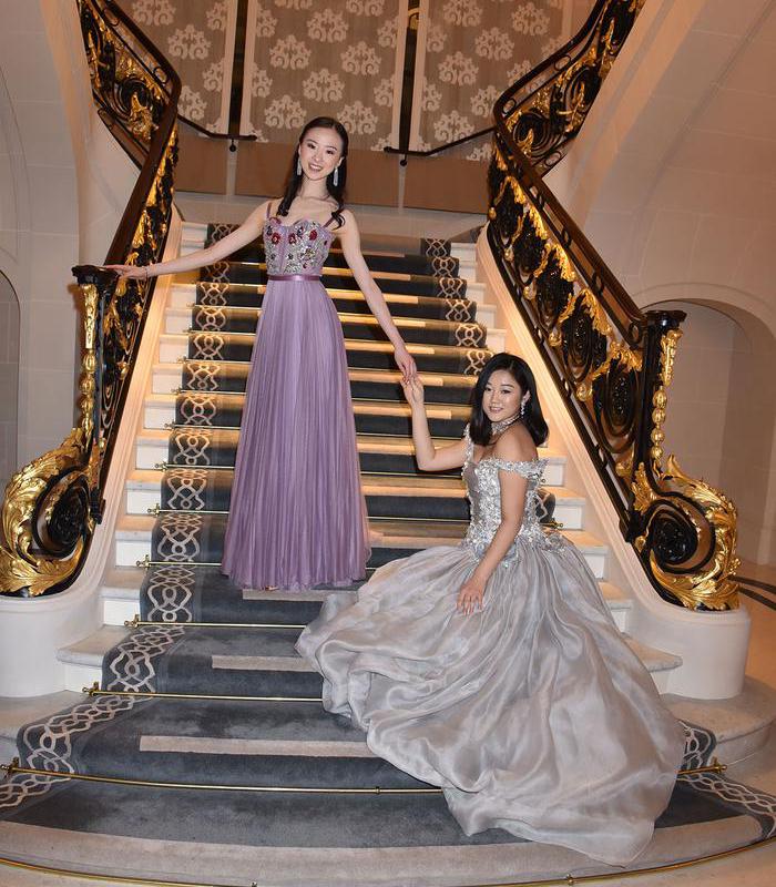 两位中国名媛。