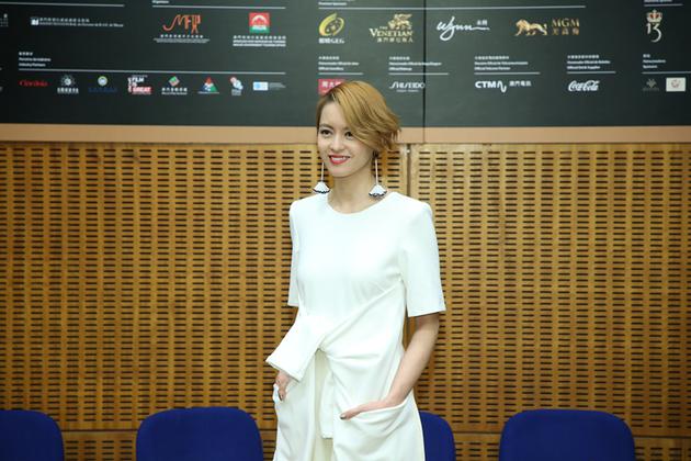 陆奕静:"我跟女儿桂纶镁有自然的默契"