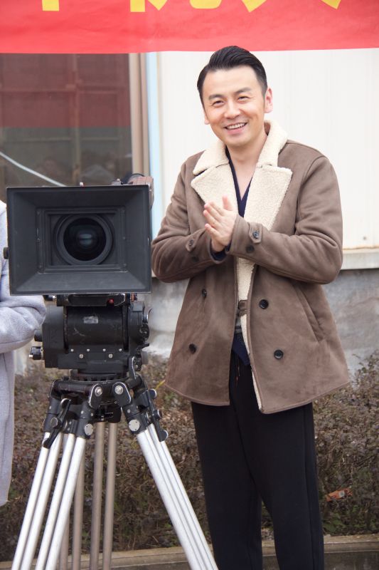 雷佳音《和平饭店》开机现场