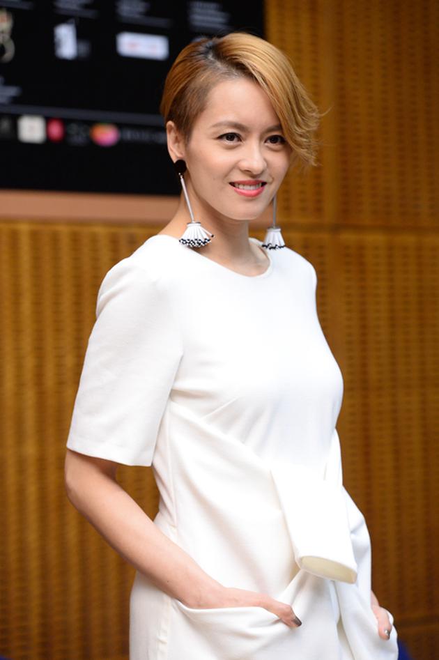 陆奕静:"我跟女儿桂纶镁有自然的默契"