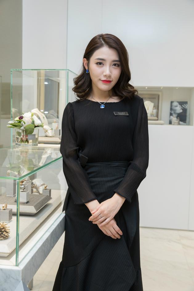 snh48陆婷惊喜庆生望年年19岁