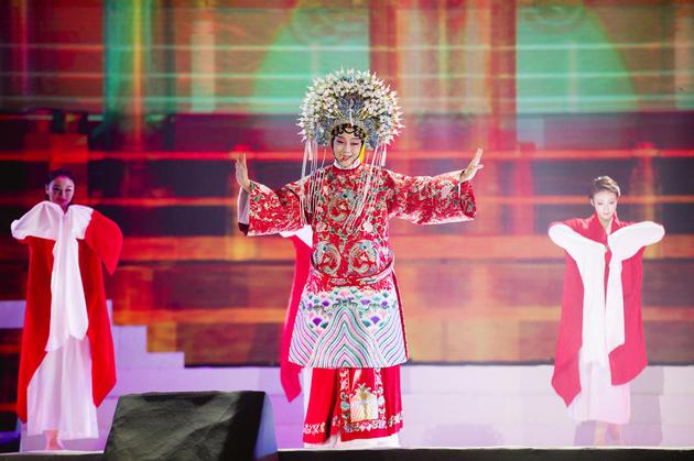 李玉刚开唱