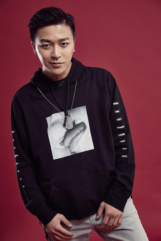 余枫新曲《暧昧反转》上线 香港将开唱