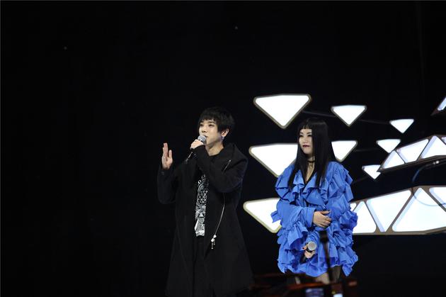 天籁华晨宇告白范媛媛承诺为其写歌