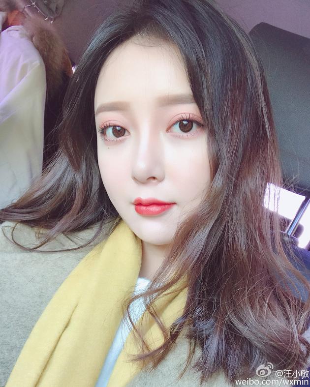 歌手汪小敏圣诞收模型礼物疑受粉丝恐吓