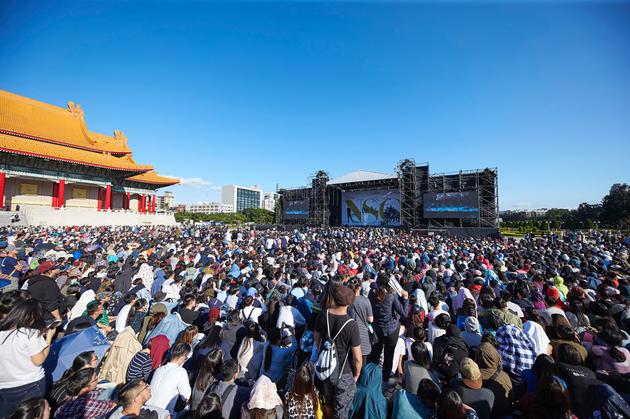 苏打绿移师户外表演