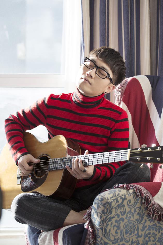 金志文新曲写真