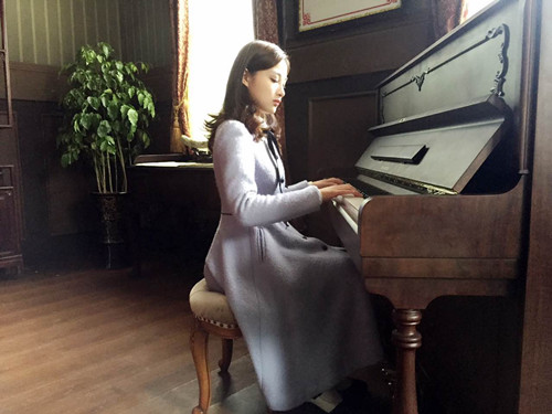 《孤战》孙嘉璐剧照