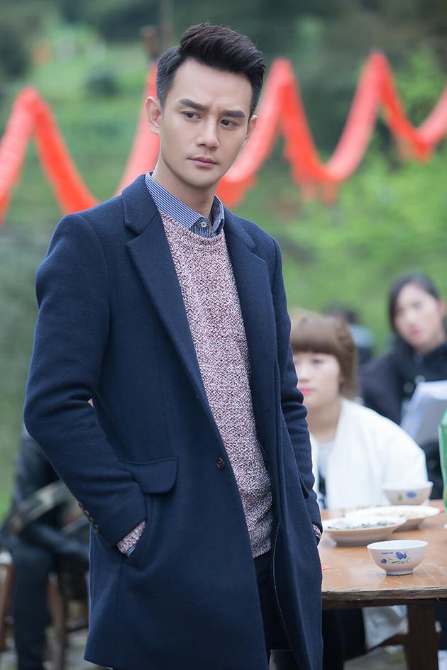 陈亦度若有所思