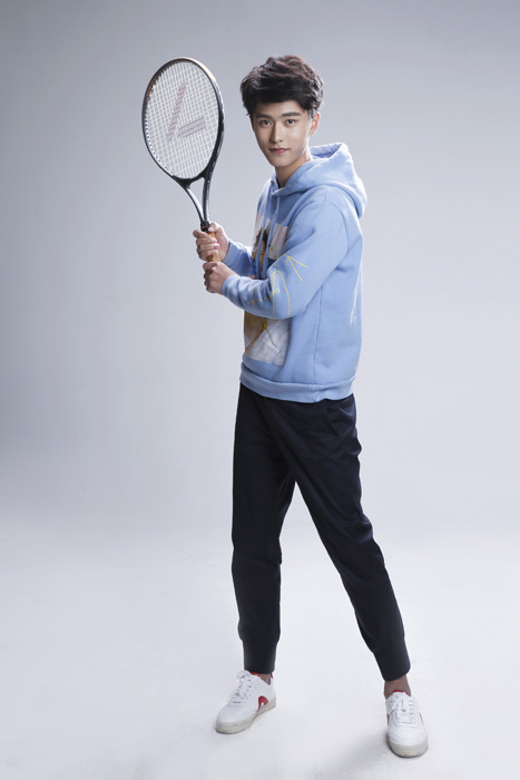 颜值霸道!刘奕畅被赞"鲜肉集合体"