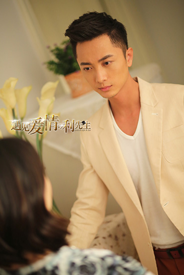 贾景晖饰演纪振宇