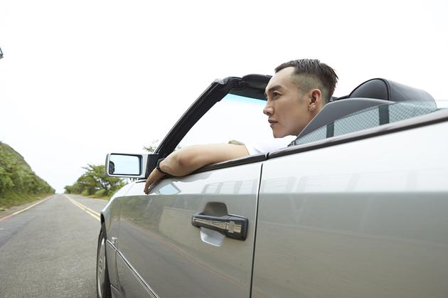 王野《我可以》MV