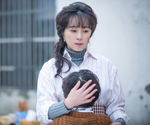 张晗特化师杀青经坎坷化身悲情母亲