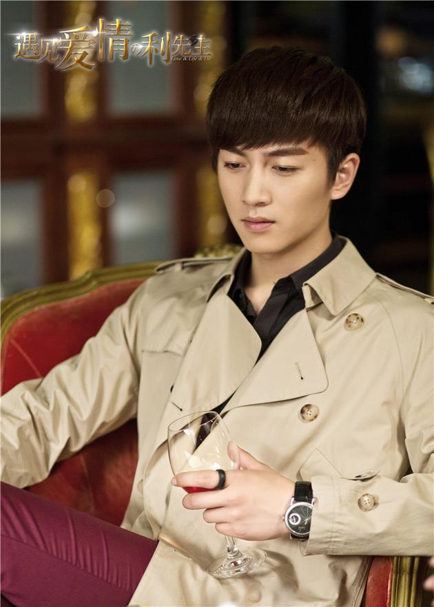 陈晓陈晓饰演利耀南陈晓周冬雨新浪娱乐讯 由陈铭章执