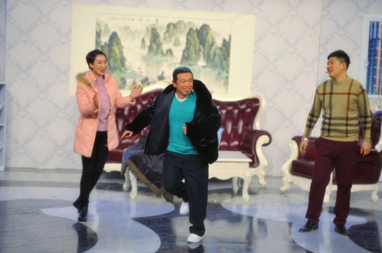 大潘“穷亲戚”进城记