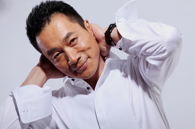 丁海峰演绎暖男的哥