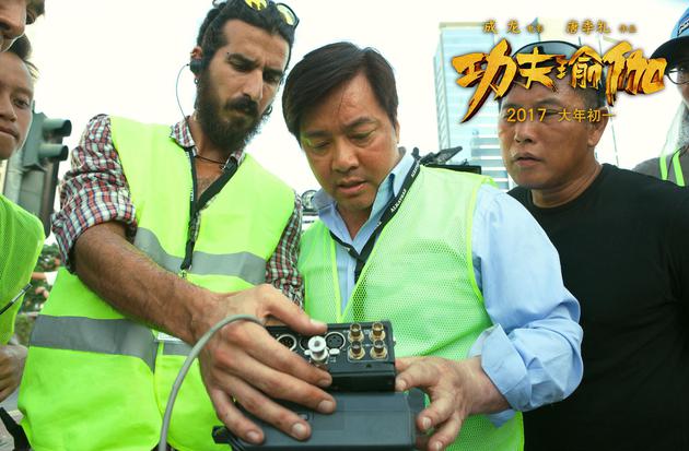 导演唐季礼迪拜拍摄