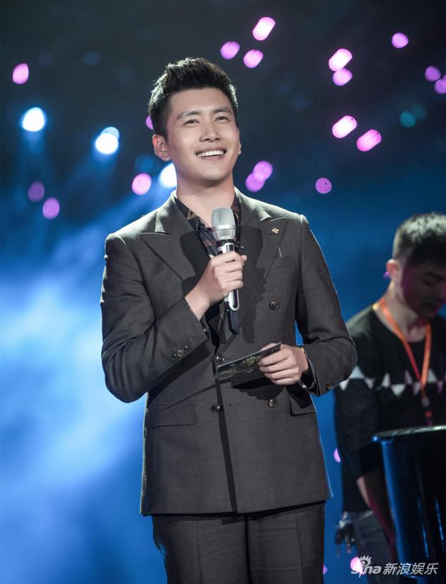 孙璞新浪娱乐讯 2月4日晚,备受关注的《歌手》在湖南卫视如期而至播出