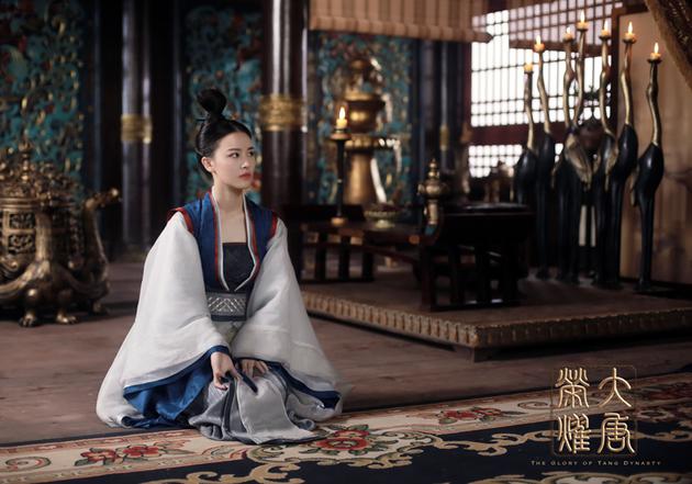 《大唐》梁婧娴情难自控 多重身份被曝光|大唐荣耀|梁婧娴_新浪娱乐