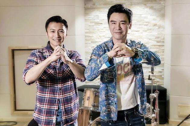 钟镇涛谢霆锋合唱《漫漫人生路》 传承美食文化