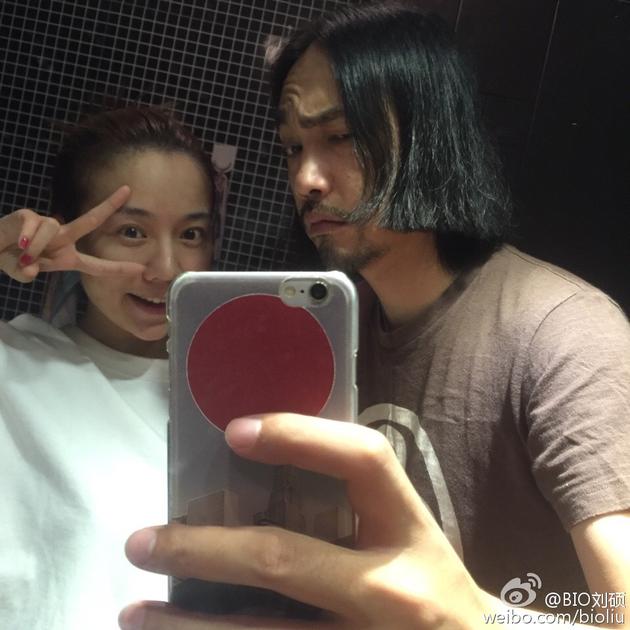 邢晓瑶与男友恩爱旧照