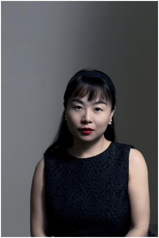 舞美设计：王晶