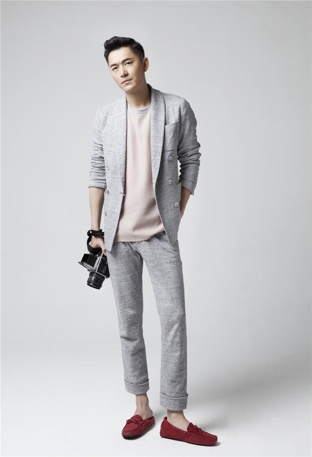 “撩哥”朱泳腾