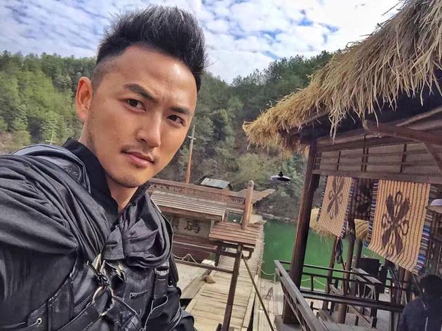 梁俊一新片开机经典改编演绎全新民国版聊斋