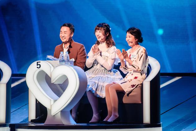 中国式相亲收官5个家庭同时为优质男爆灯