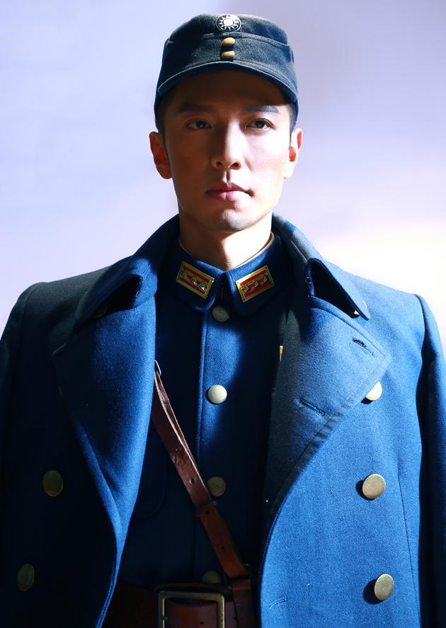 战狼战狼高钧贤北上抗日港产男星掀制服诱惑