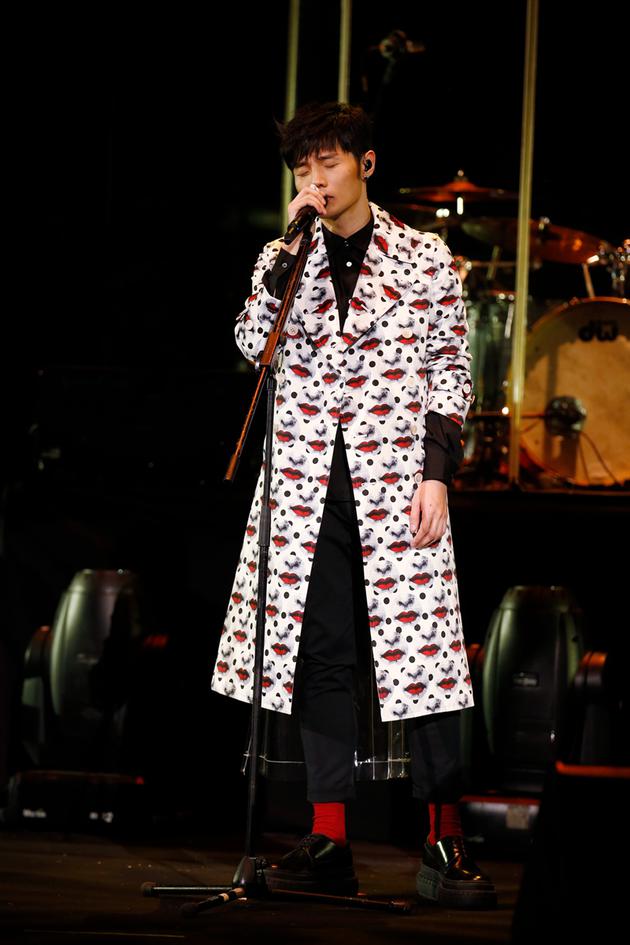 李荣浩香港开唱