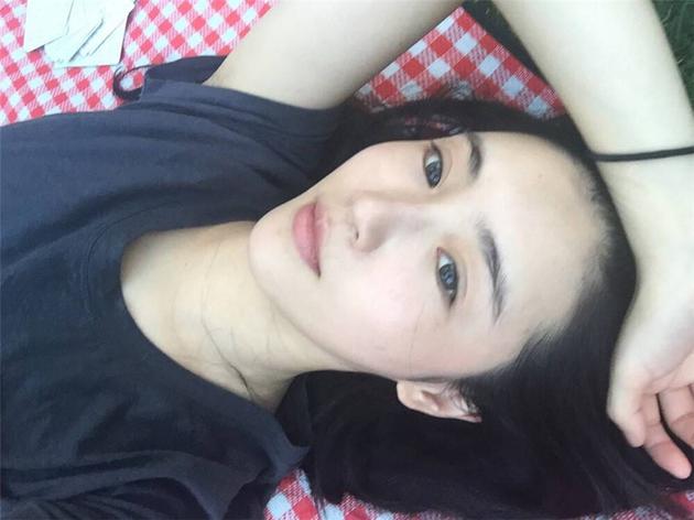 张辛苑肌肤好转 秀素颜