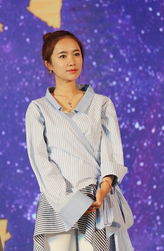 乘风破浪李春嫒开启豪华大银幕之旅